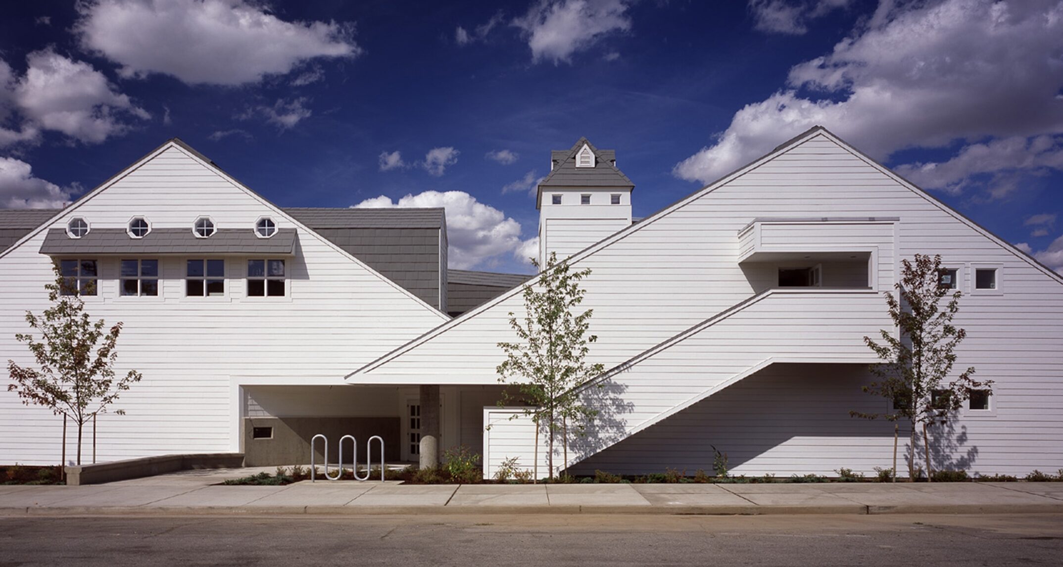 The design of the House of Charity facility was based on the
belief that the architectural environment influences the lives of the people it
touches. Rather than hiding this population, the building fosters public
awareness of their needs. - NAC Architecture